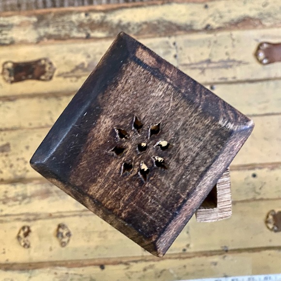 BOHO HOME DECOR CARVED WOODEN MANDALA SAGE INCENSE BURNER HOLDER OR TRINKET BOX - Picture 10 of 11